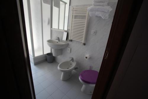 Hotel Nologo 2*