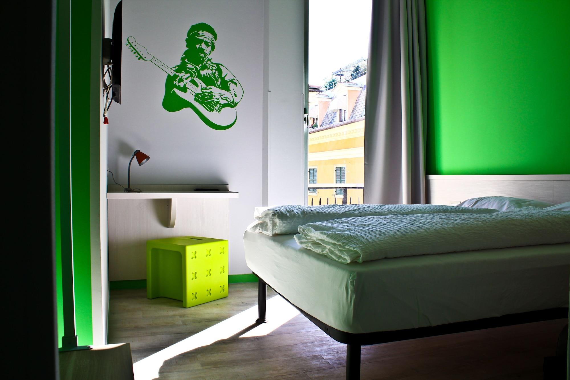 Nologo Hotel